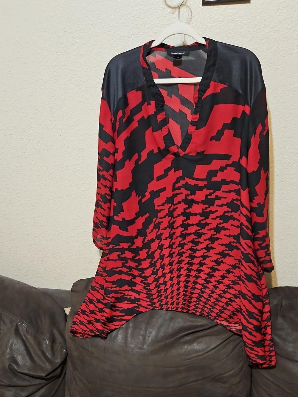 Ashley Stewart Red and Black Abstract Houndstooth V-Neck Tunic